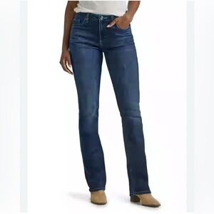 ❇️NWT❇️ Lee Boot Cut Legend Blue Jeans